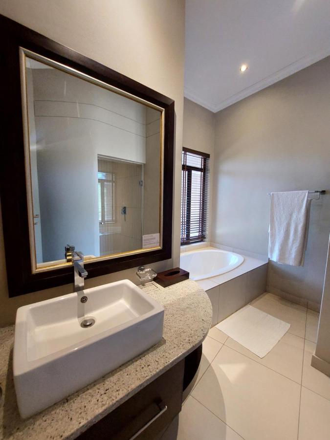 Sofala Lodge Mokopane Buitenkant foto